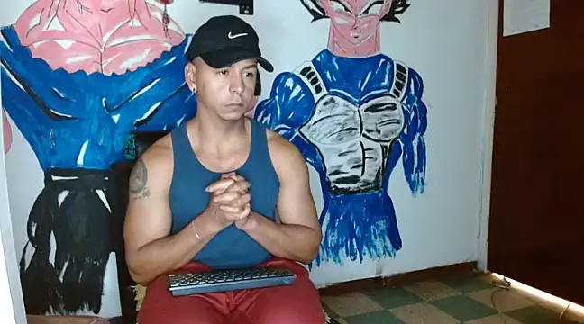 Snapshot of Black_hot266 chatting on December 2, 1:35 pm Black hot266 online show from December 2, 1:35 pm