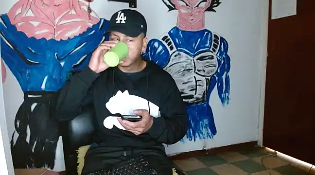 Snapshot of Black_hot266 chatting on December 3, 1:32 pm Black hot266 online show from December 3, 1:32 pm