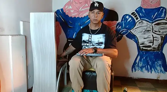 Snapshot of Black_hot266 chatting on December 5, 1:28 pm Black hot266 online show from December 5, 1:28 pm