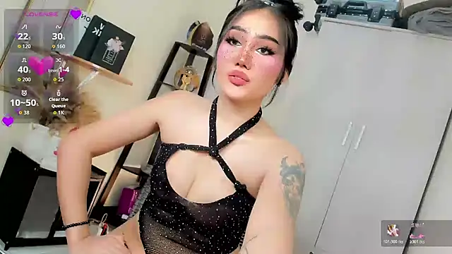 Icon1c LiLy online show from October 30, 6:08 pm