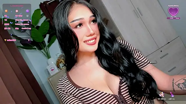 Icon1c LiLy online show from May 24, 9:20 pm