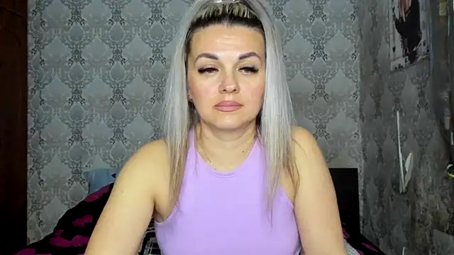 NicoletMoore online show from March 13, 11:27 pm