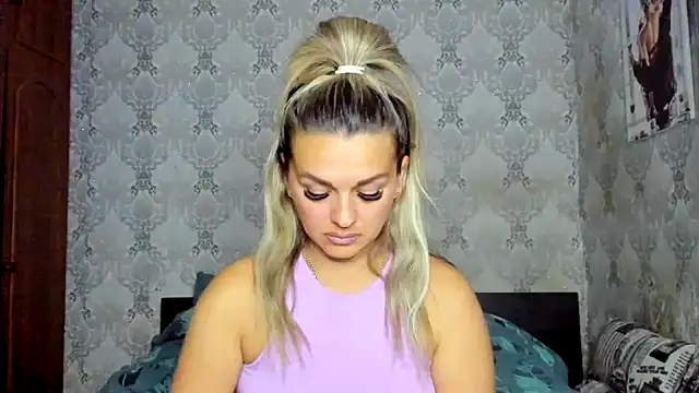 NicoletMoore online show from October 14, 7:36 pm