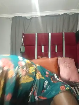 HoneyDropsX online show from March 18, 10:48 pm