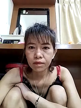Little suzy5 online show from May 17, 8:05 pm