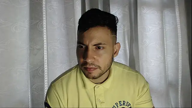 Armando 2002 online show from September 19, 4:18 pm