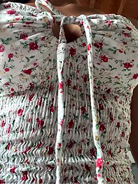 Snapshot of RouseColins chatting on September 8, 10:31 pm RouseColins online show from September 8, 10:31 pm