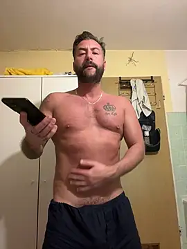 Snapshot of 2guysforu chatting on March 14, 7:01 pm 2guysforu online show from March 14, 7:01 pm