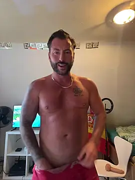 Snapshot of 2guysforu chatting on March 22, 4:26 pm 2guysforu online show from March 22, 4:26 pm