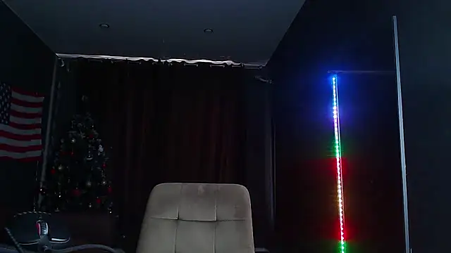 Snapshot of muscularjohnforuX chatting on January 30, 12:06 pm muscularjohnforuX online show from January 30, 12:06 pm