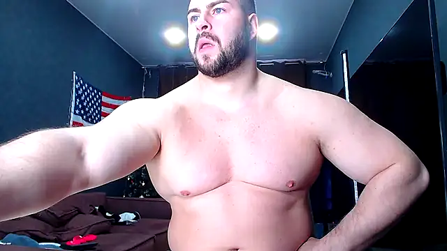 Snapshot of muscularjohnforuX chatting on February 12, 8:06 am muscularjohnforuX online show from February 12, 8:06 am