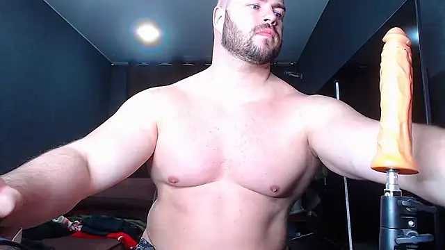 Snapshot of muscularjohnforuX chatting on March 7, 6:43 pm muscularjohnforuX online show from March 7, 6:43 pm