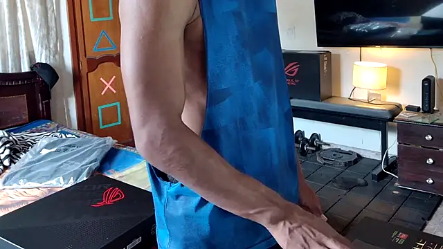 Snapshot of Jhon_wich chatting on December 19, 9:17 pm Jhon wich online show from December 19, 9:17 pm