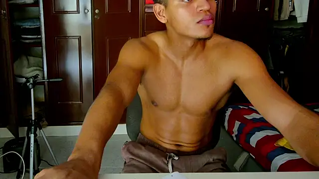 Snapshot of Jhon_wich chatting on July 3, 8:48 pm Jhon wich online show from July 3, 8:48 pm