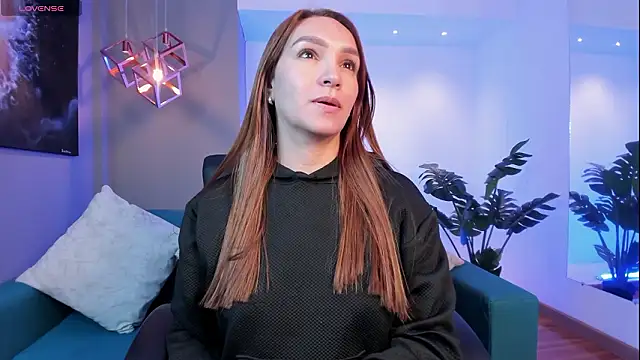 Snapshot of miataylorr1 chatting on February 20, 12:05 pm miataylorr1 online show from February 20, 12:05 pm