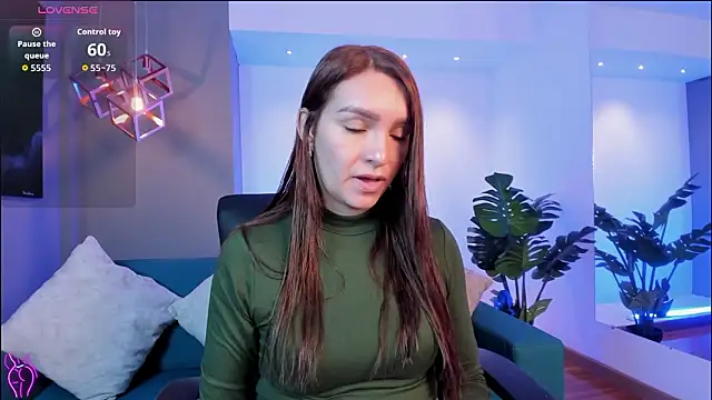 Snapshot of miataylorr1 chatting on February 28, 11:44 am miataylorr1 online show from February 28, 11:44 am