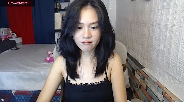 Snapshot of sweetmimi18 chatting on February 23, 8:00 pm sweetmimi18 online show from February 23, 8:00 pm