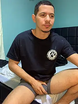 Snapshot of steven_clain chatting on January 30, 8:53 pm steven clain online show from January 30, 8:53 pm