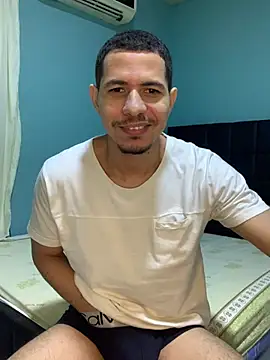 Snapshot of steven_clain chatting on January 31, 6:02 am steven clain online show from January 31, 6:02 am