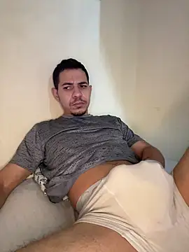 Snapshot of steven_clain chatting on October 20, 8:42 pm steven clain online show from October 20, 8:42 pm