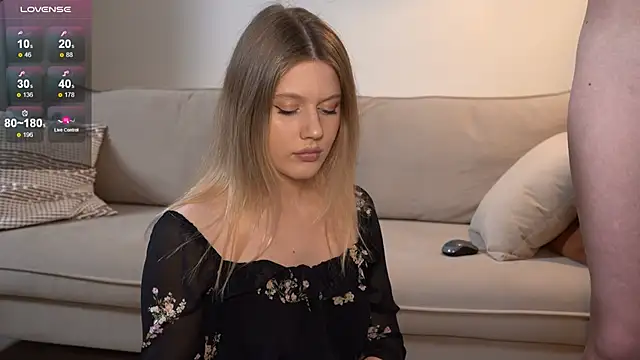 Snapshot of MissJuliya chatting on January 13, 12:02 pm MissJuliya online show from January 13, 12:02 pm