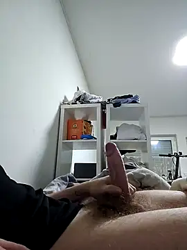 Snapshot of BigJuicy18cm chatting on January 26, 10:13 pm BigJuicy18cm online show from January 26, 10:13 pm