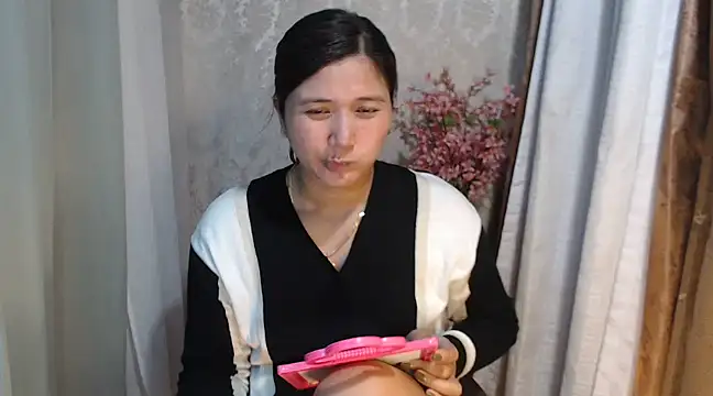 MS Isabella Snow92 online show from February 6, 8:39 am