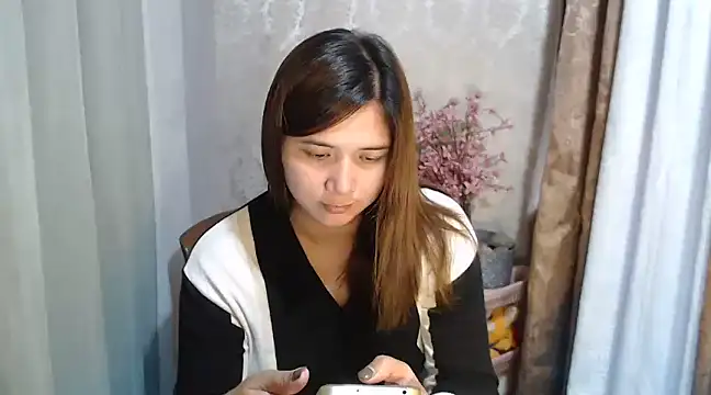 MS Isabella Snow92 online show from February 21, 2:39 am