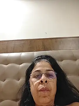 Susannemilf online show from October 8, 1:25 am