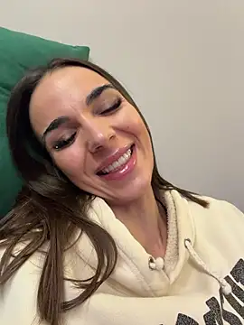 Bad Giorgia online show from October 14, 4:08 pm