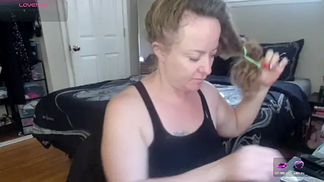 julimonroe online show from September 26, 10:47 pm