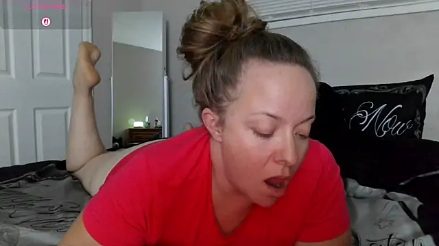 julimonroe online show from October 14, 3:40 am