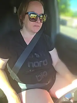 julimonroe online show from June 30, 2:40 pm