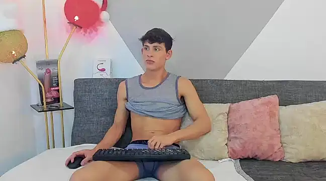 logan thomas online show from December 21, 7:56 am