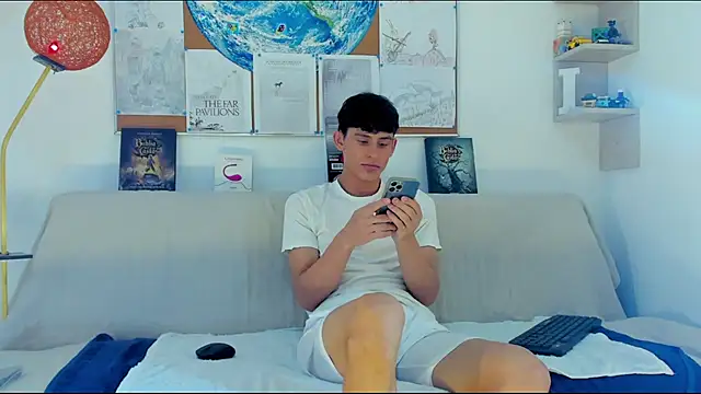 logan thomas online show from March 30, 6:42 pm