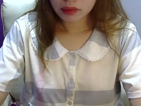    zurIII09  online show from February 13, 11:34 pm