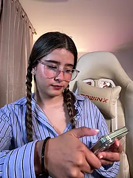 Stormiie777 online show from February 3, 2:53 am