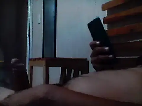 Snapshot of Chiquitopapa69 chatting on March 18, 8:14 am Chiquitopapa69 online show from March 18, 8:14 am