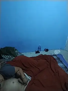 Snapshot of Chiquitopapa69 chatting on February 24, 6:00 am Chiquitopapa69 online show from February 24, 6:00 am