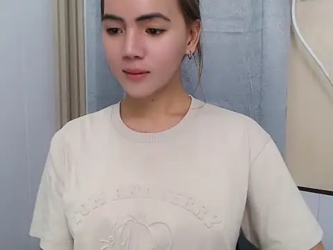 Snapshot of Martha_pookerxxx chatting on March 16, 7:29 pm Martha pookerxxx online show from March 16, 7:29 pm