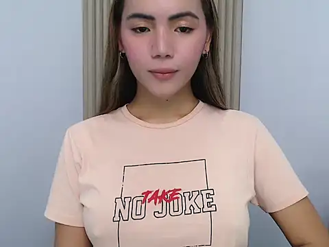 Snapshot of Martha_pookerxxx chatting on April 12, 11:21 pm Martha pookerxxx online show from April 12, 11:21 pm