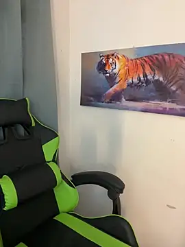 princessjadexx online show from April 15, 9:27 am