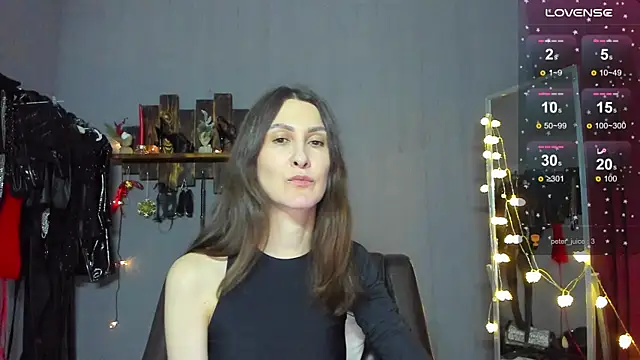 Snapshot of Mistress_Pamela chatting on December 22, 7:11 am Mistress Pamela online show from December 22, 7:11 am