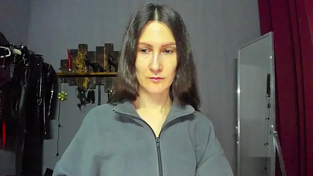 Snapshot of Mistress_Pamela chatting on January 30, 3:44 am Mistress Pamela online show from January 30, 3:44 am