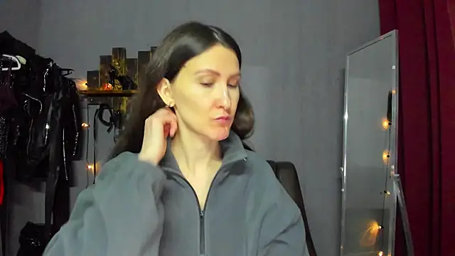 Snapshot of Mistress_Pamela chatting on February 1, 5:49 am Mistress Pamela online show from February 1, 5:49 am
