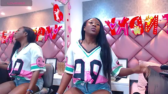 DanielaDuff online show from September 27, 7:52 pm