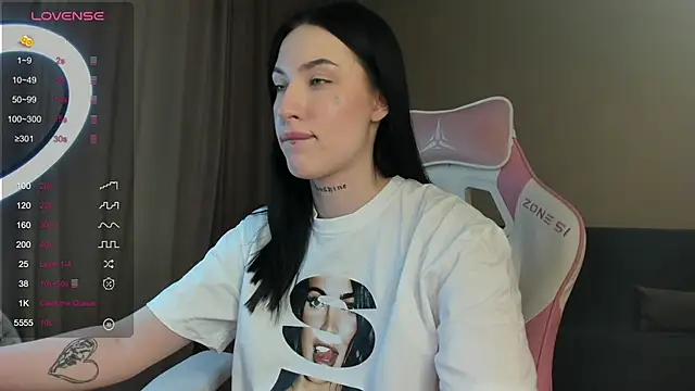 JenniferQueen11 online show from January 11, 9:57 am