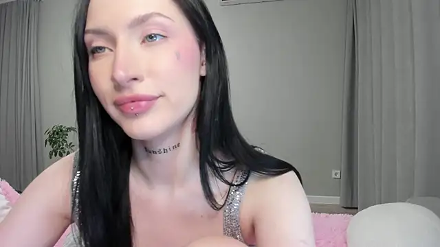 JenniferQueen11 online show from September 13, 2:17 pm