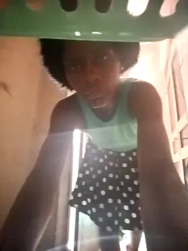 Petite li online show from December 4, 11:19 am