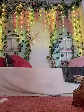 Snapshot of athena_samael69 chatting on December 11, 3:13 am athena samael69 online show from December 11, 3:13 am